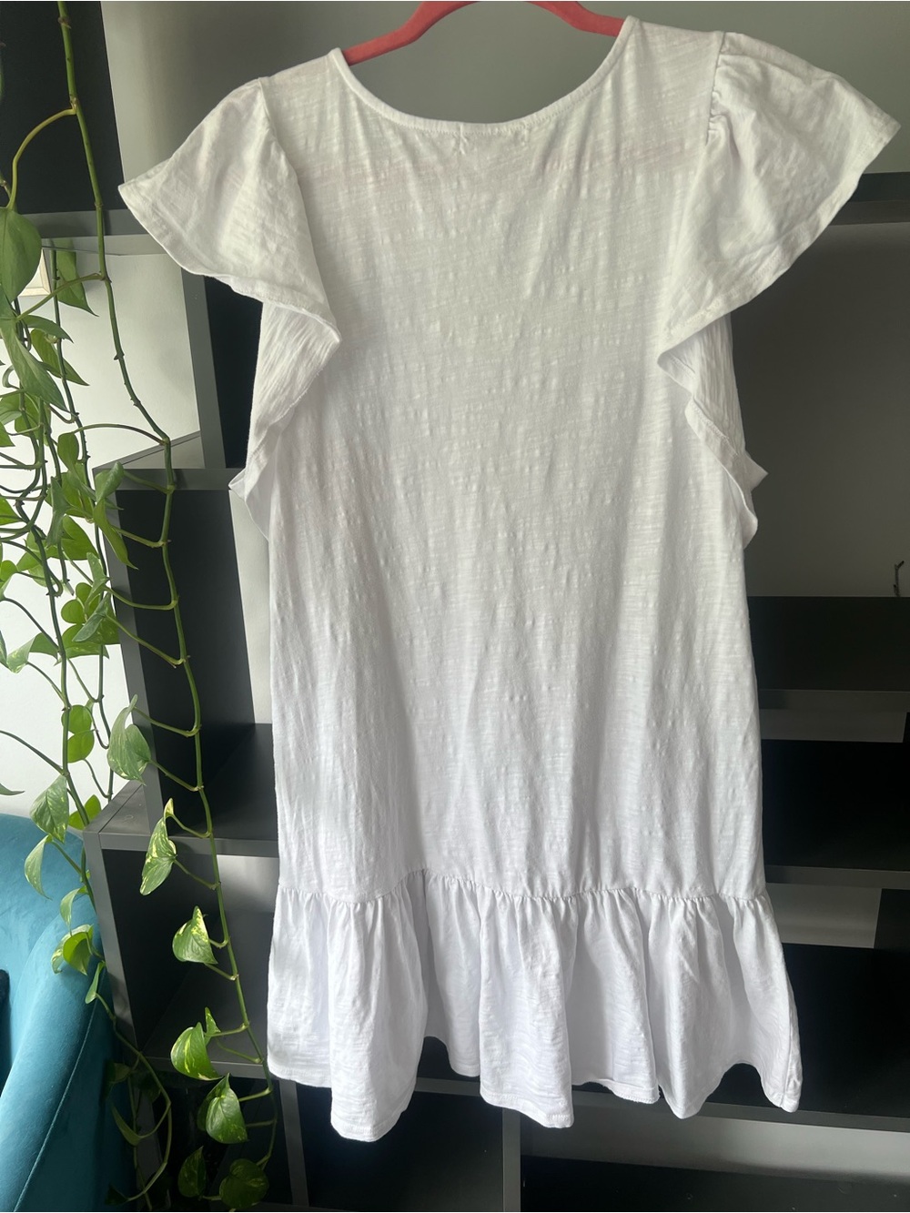 ☀️ Supply White Ruffle-Hem Mini Dress - Picture 3 of 8